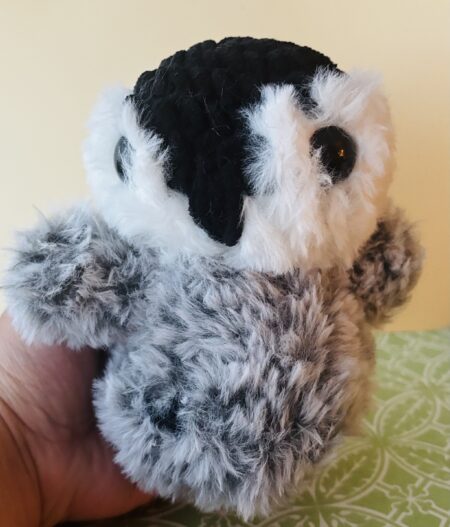 Crochet baby owl SHIPPING INCLUDED IN PRICE